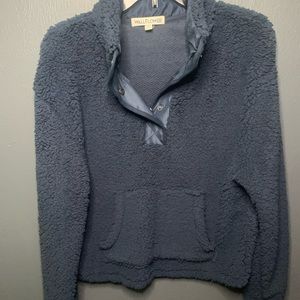 Wallflower, Size Large, Dark Blue, Fluffy